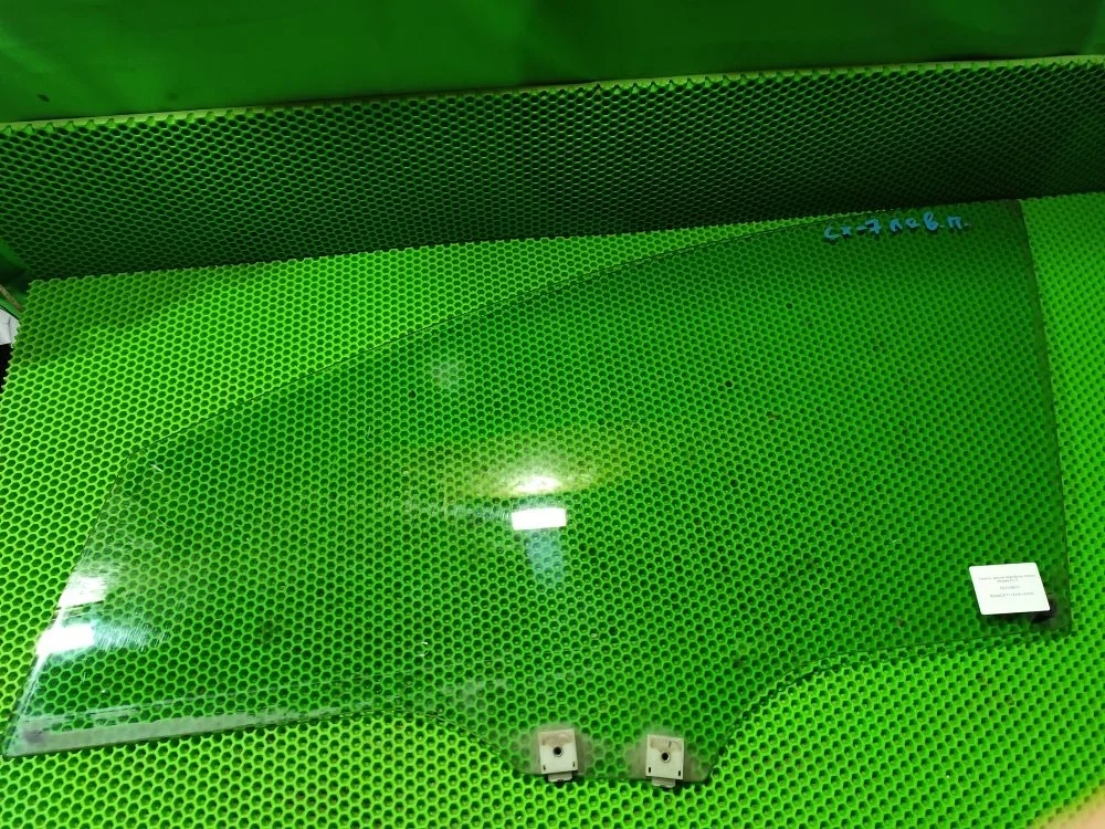 Стекло двери Mazda CX-7 I (2006—2009)