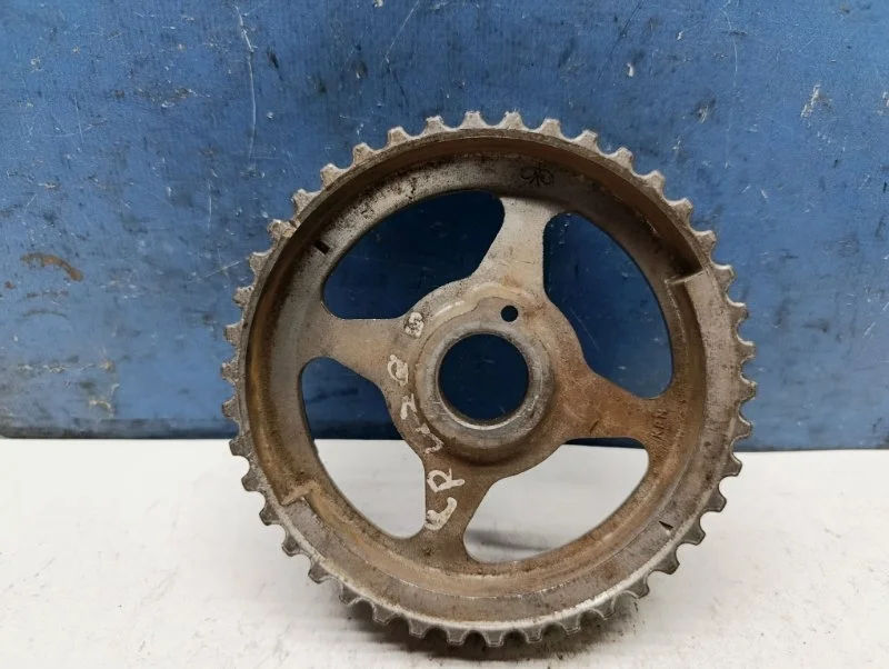 Шестерня выпускного распредвала Chevrolet Cruze 2014 96940665 J300 1.6 F16D3