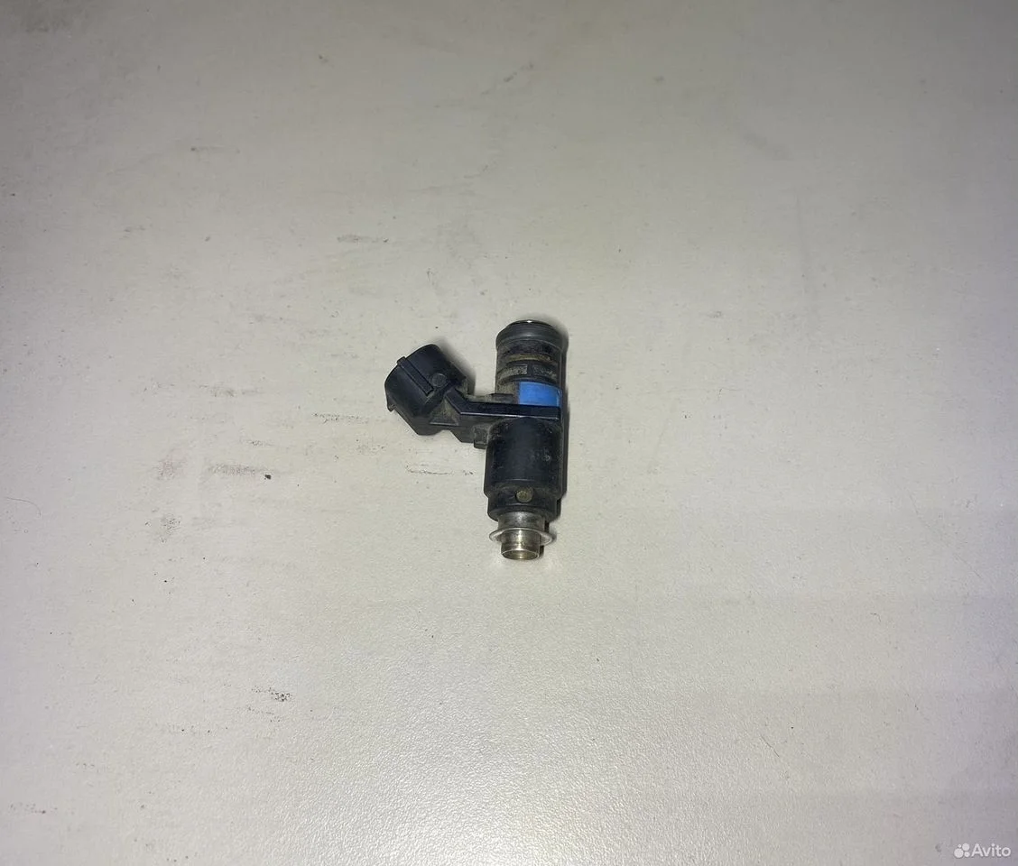 Топливная форсунка vw polo 5 cfn