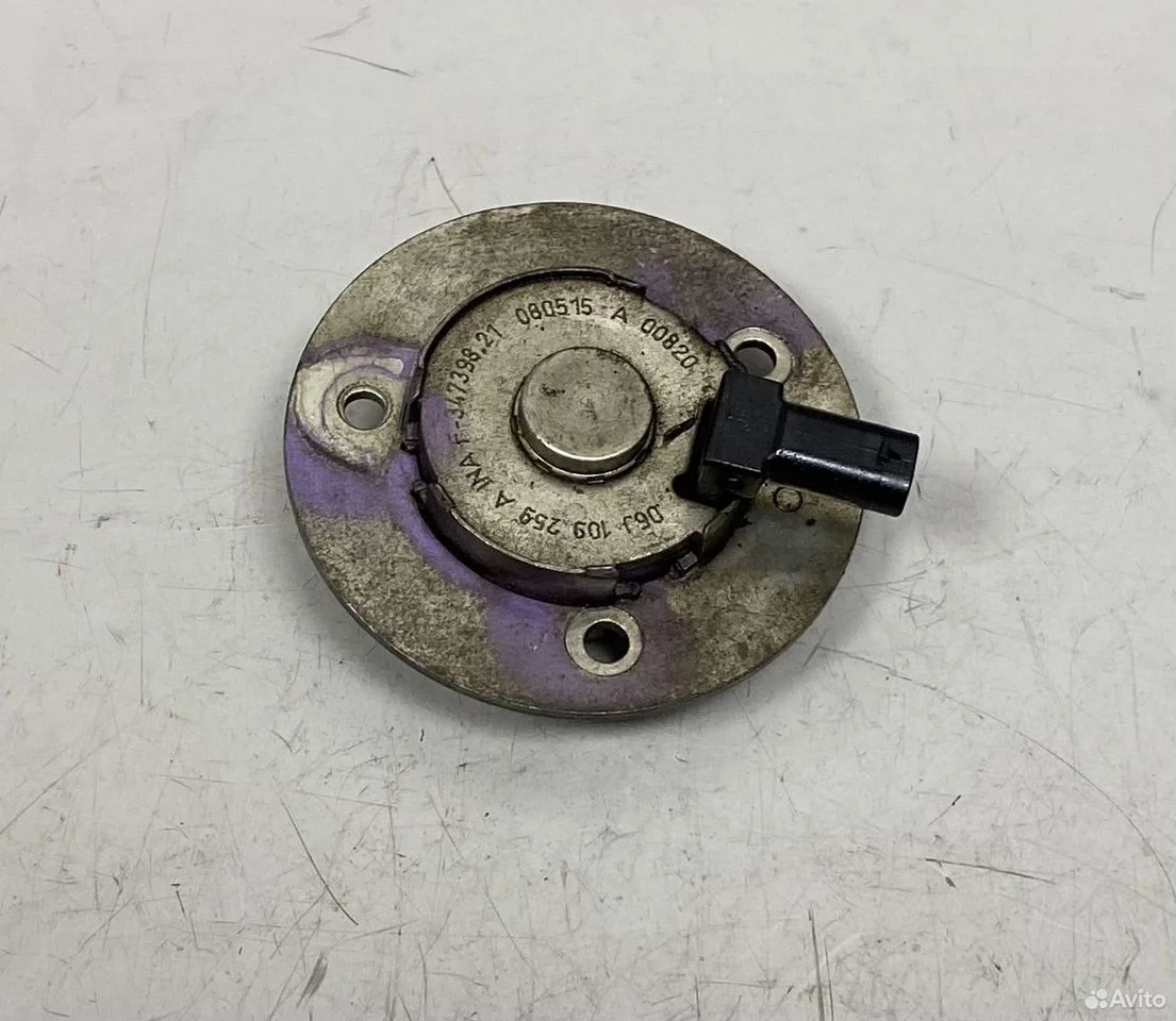 Магнит клапана управления фаз грм audi a4 b8 8k