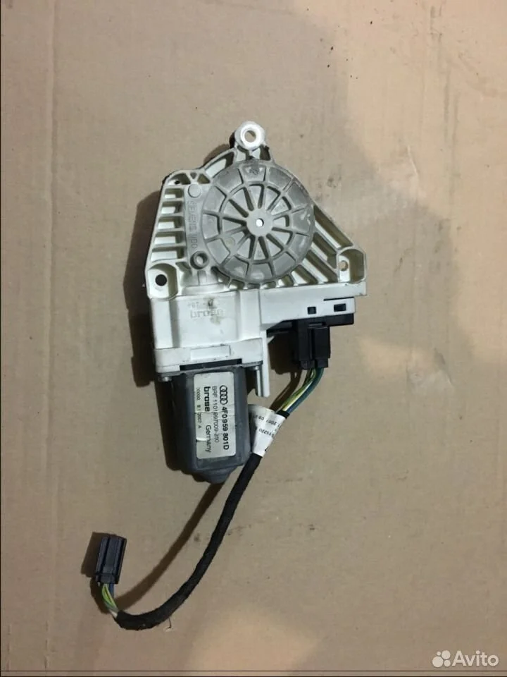 Моторчик стеклоподъемника левый audi a6 4f c6