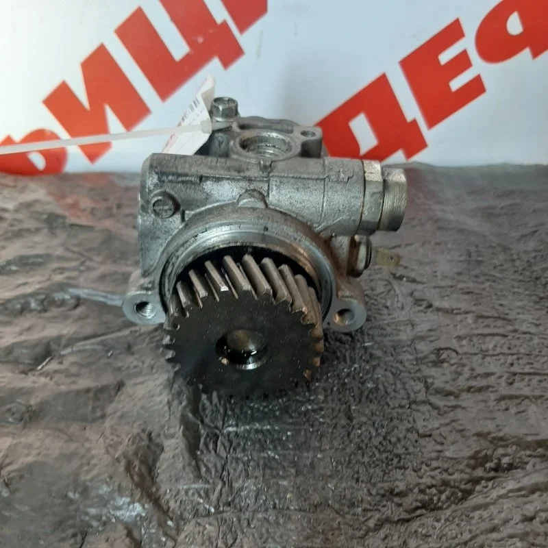 Насос ГУР Mitsubishi Pajero 3 MR992873 V78W 4M41