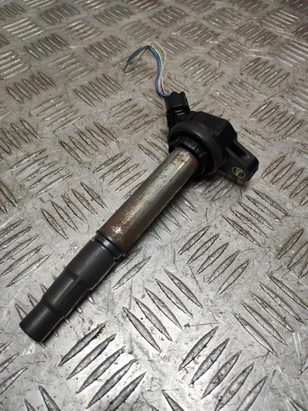 Катушка зажигания Toyota RAV4 9091902258 30 3ZR