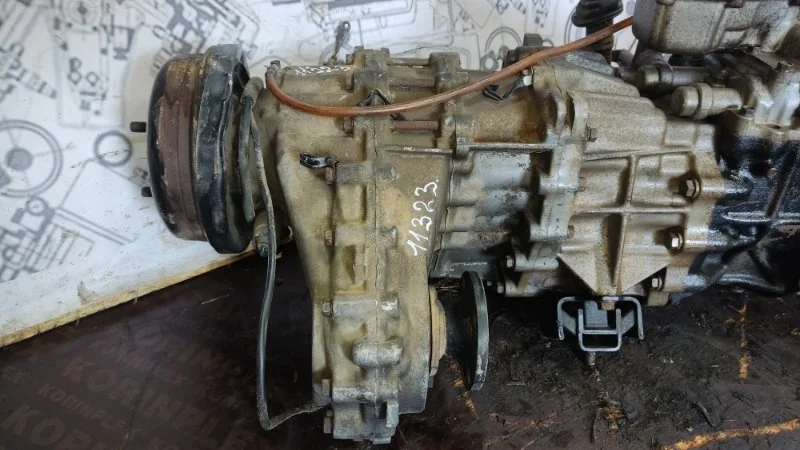Раздатка Nissan Safari 3310001J50 VRGY61 TD42
