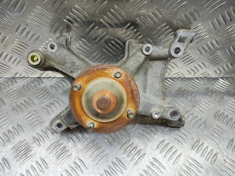 Кронштейн Lexus GX470 2009 1630750012 2UZFE