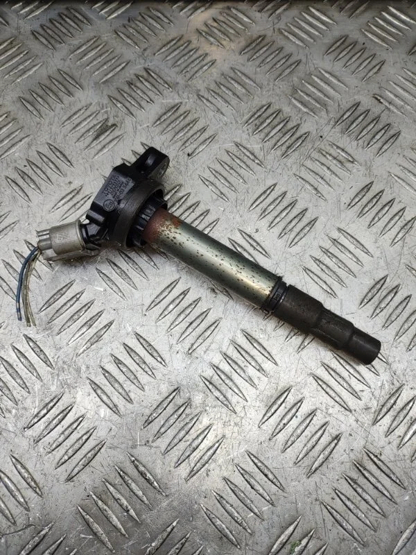 Катушка зажигания Toyota RAV4 9091902258 30 40 3ZRFAE
