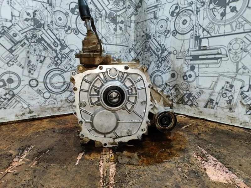 Раздатка Mitsubishi L200 Pajero Sport 3242A118 4D56U