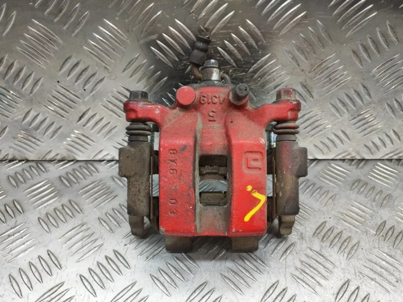 Суппорт Nissan Murano 440111AA0A Z51 VQ35DE