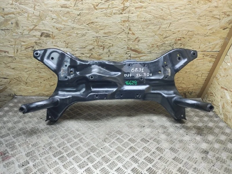 Подрамник Mitsubishi Outlander XL 4000A022 CW6W 6B31