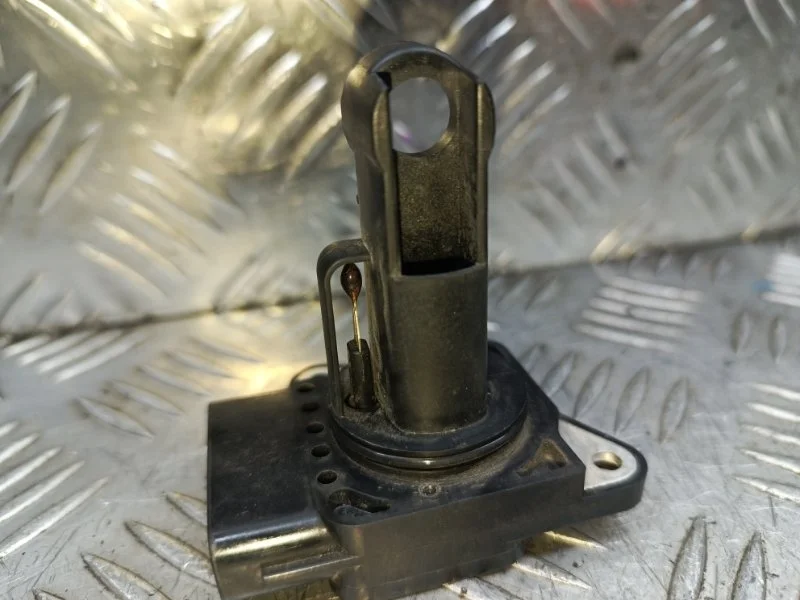 ДМРВ Lexus RX 300 RX300 RX-300 2220422010 MCU15 MCU 15 1MZFE