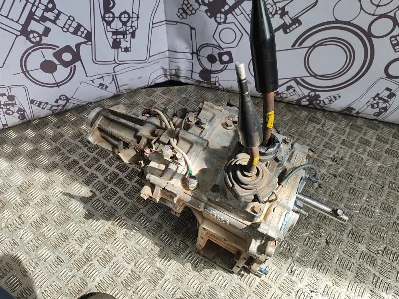 Раздатка Mitsubishi L200 Pajero Sport 3242A015 4D56U