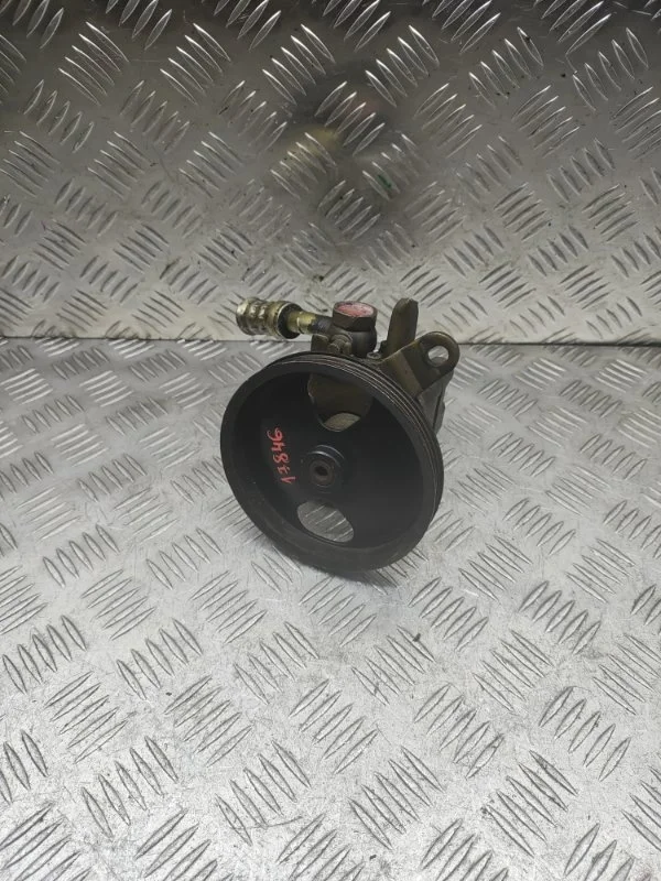 Насос ГУРа Nissan Almera Primera 49110AV700 B10 N16 P12 QG16DE