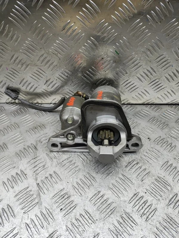 Стартер Nissan X-Trail Qashqai 233004BB0B T32 J11 MR20DD