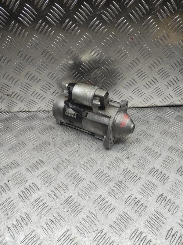 Стартер Mitsubishi L200 Pajero Sport 1810A053 4D56U