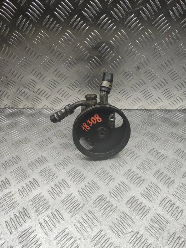 Насос ГУРа Nissan Almera Primera 49110AV700 B10 N16 P12 QG16DE