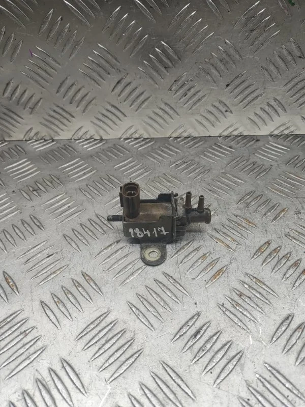 Клапан Mitsubishi L200 Pajero Sport MR258166 4D56U