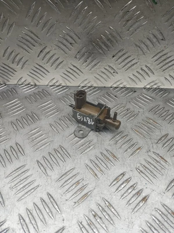 Клапан Mitsubishi L200 Pajero Sport MR258166 4D56U