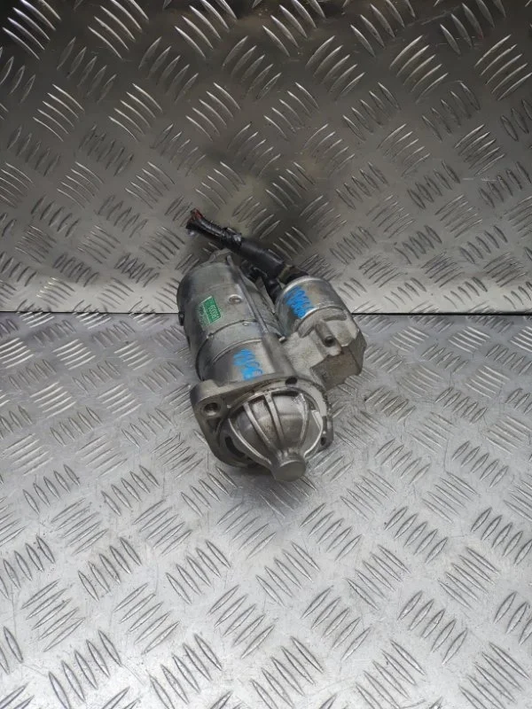 Стартер Mitsubishi Delica Pajero MD315548 4D56T