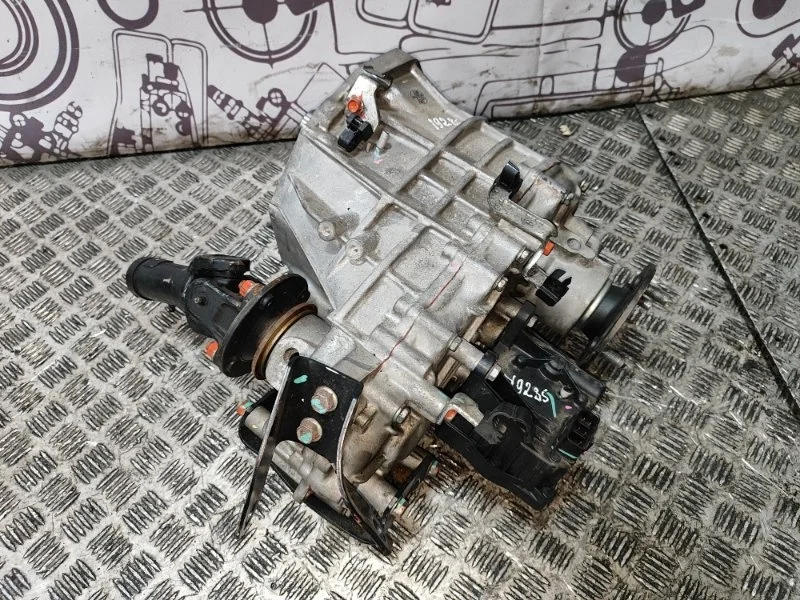 Раздатка Mitsubishi L200 Pajero Sport 3200A196 KK/KL 4N15