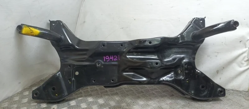 Подрамник передний Mitsubishi Outlander XL 4000A022 CW6W 6B31