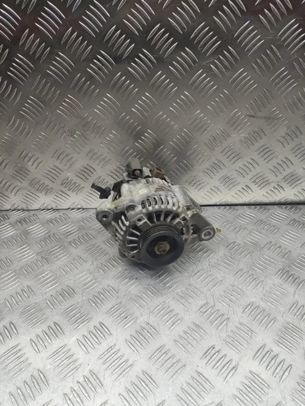 Генератор Toyota Corolla Spacio Vitz 2706021130 E120 E 120 NZE121 1NZFE