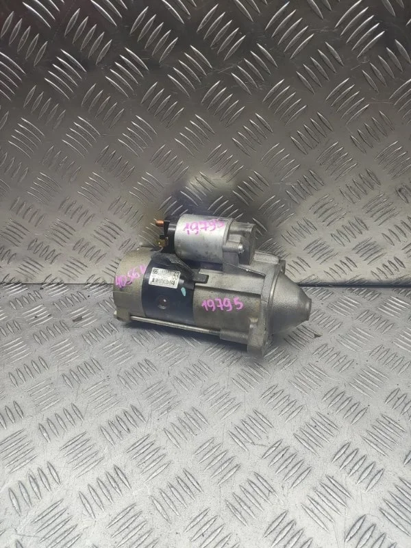 Стартер Mitsubishi L200 Pajero Sport 1810A053 4D56U