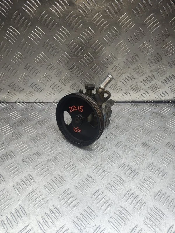 Насос ГУРа Nissan Almera Primera 49110BM702 B10 N16 P12 QG16DE