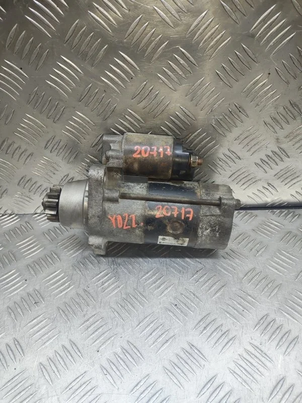 Стартер Nissan X-Trail 233008H801 T30 YD22ETI