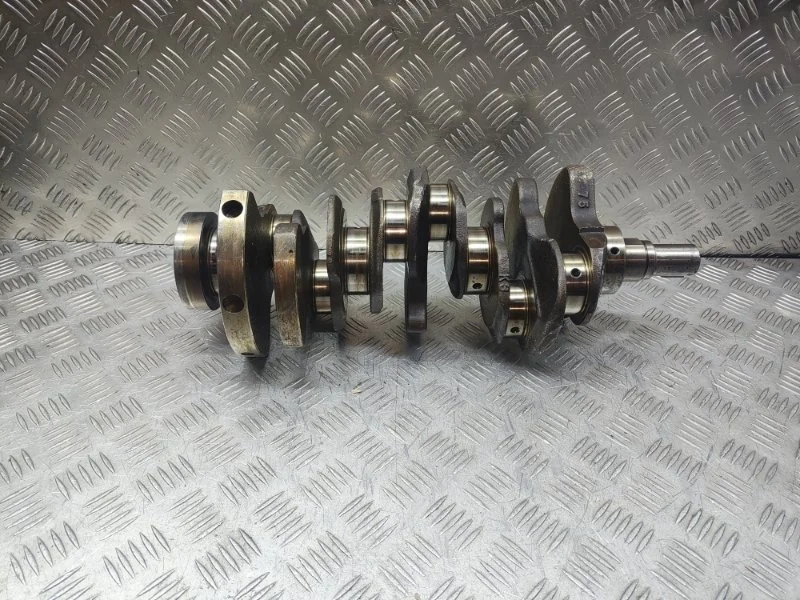 Коленвал Mitsubishi Pajero 3 1999-2006 MN158813 6G75