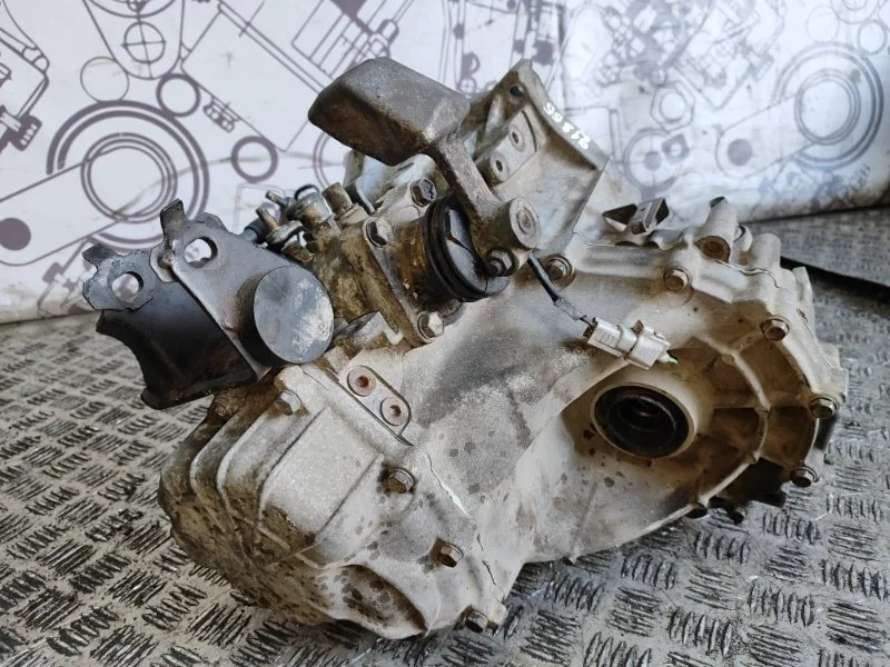 МКПП Toyota Auris 3030002110 NDE150 1NDTV