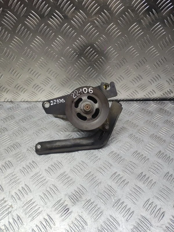 Насос ГУРа Nissan Pathfinder 491100W000 R50 VG33