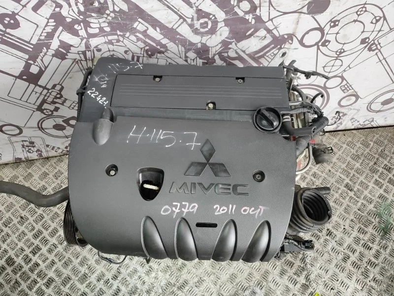 Двигатель Mitsubishi Outlander XL 1000C862 CW5W 4B12