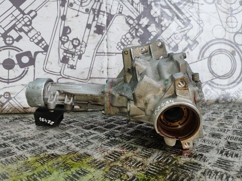 Раздатка Toyota Voxy 3610048051 ZRR80 3ZR