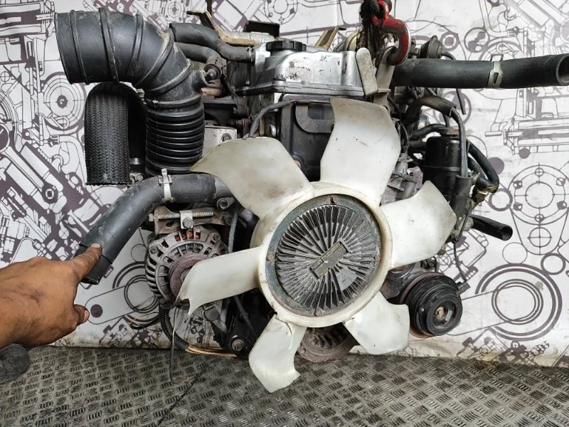 Двигатель Mitsubishi Pajero 3 4M410T6059 V73 4M41