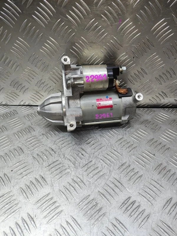 Стартер Lexus LX570 2810038080 3URFE