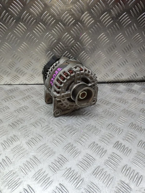 Генератор Nissan Tiida 23100ED00B C11 HR16DE