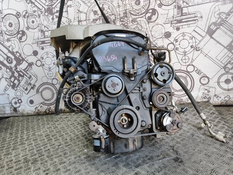 Двигатель Mitsubishi Space Wagon MD351018 N94W 4G64