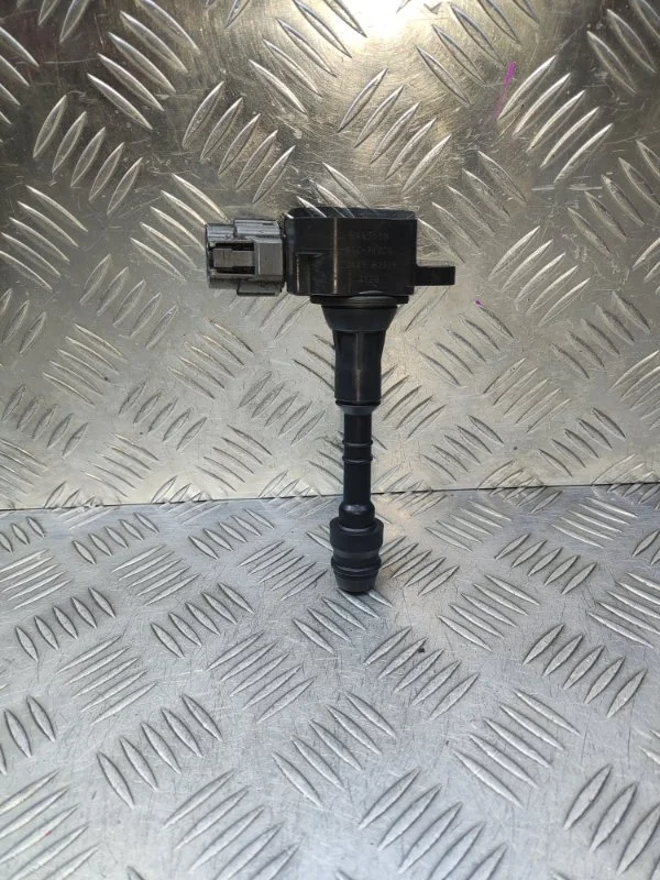 Катушка зажигания Nissan Teana Murano 07-02 224488J11C J31 Z50 VQ35DE