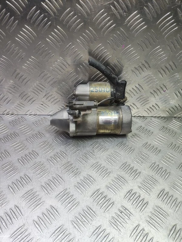 Стартер Nissan Almera Primera 233000M302 B10 N16 P12 QG16DE