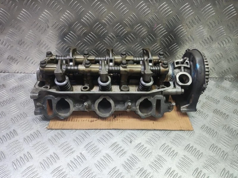 Головка блока цилиндров Mitsubishi Pajero 2 98-90 MD307678 V23W 6G72