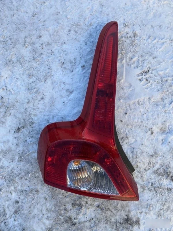 Фонарь Volvo C30 31213917, задний левый