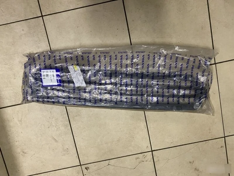 Решетка Volvo S40 30744911