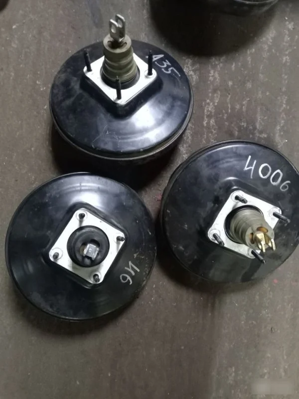 Вакуумный усилитель Volvo S40 31341827