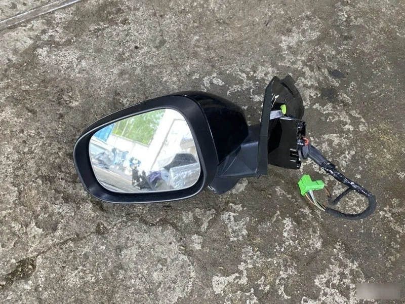 Зеркало Volvo S60 31385180, левое