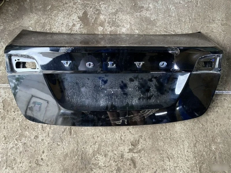 Крышка багажника Volvo S60 31395582