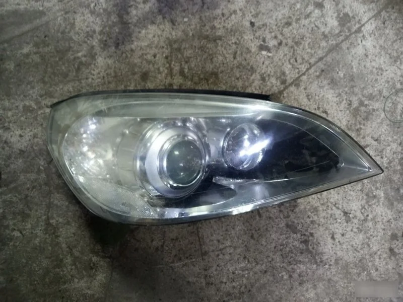 Фара Volvo S60 31299993, правая