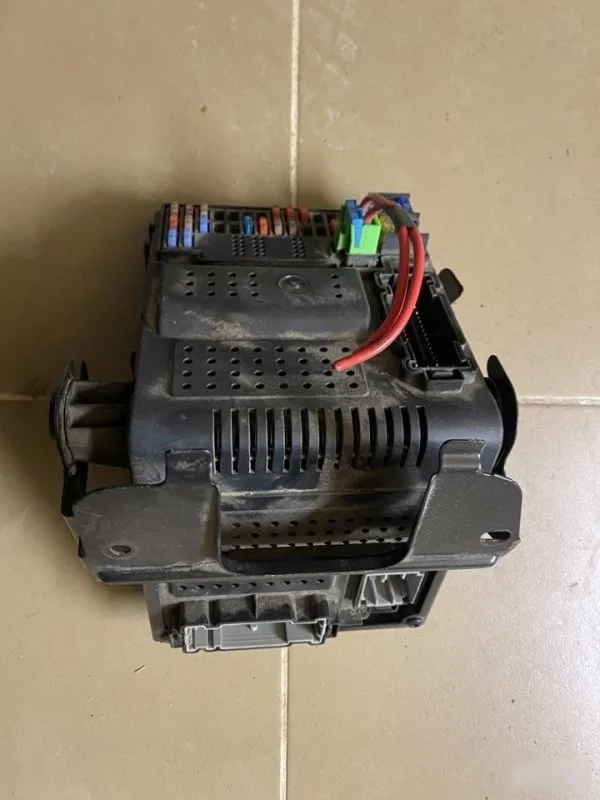 Блок CEM Volvo S60 31394157