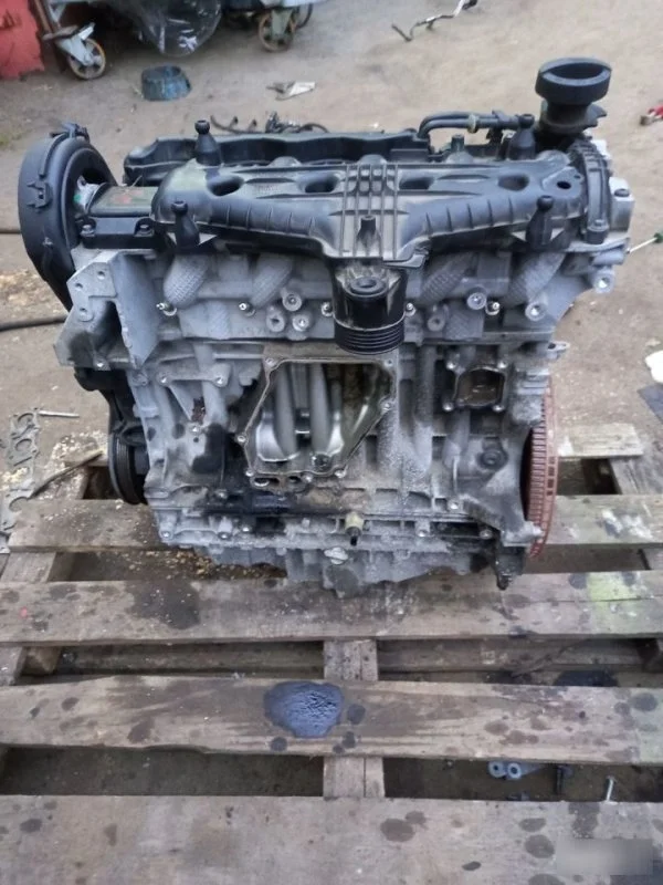 ДВС Volvo S60 36001991 D5204T3