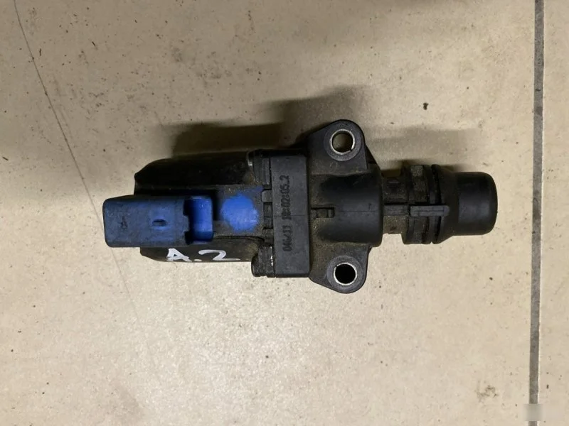 Клапан системы охлаждения Volvo S60 31370948