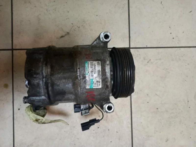 Компрессор кондиционера Volvo S60 36001462